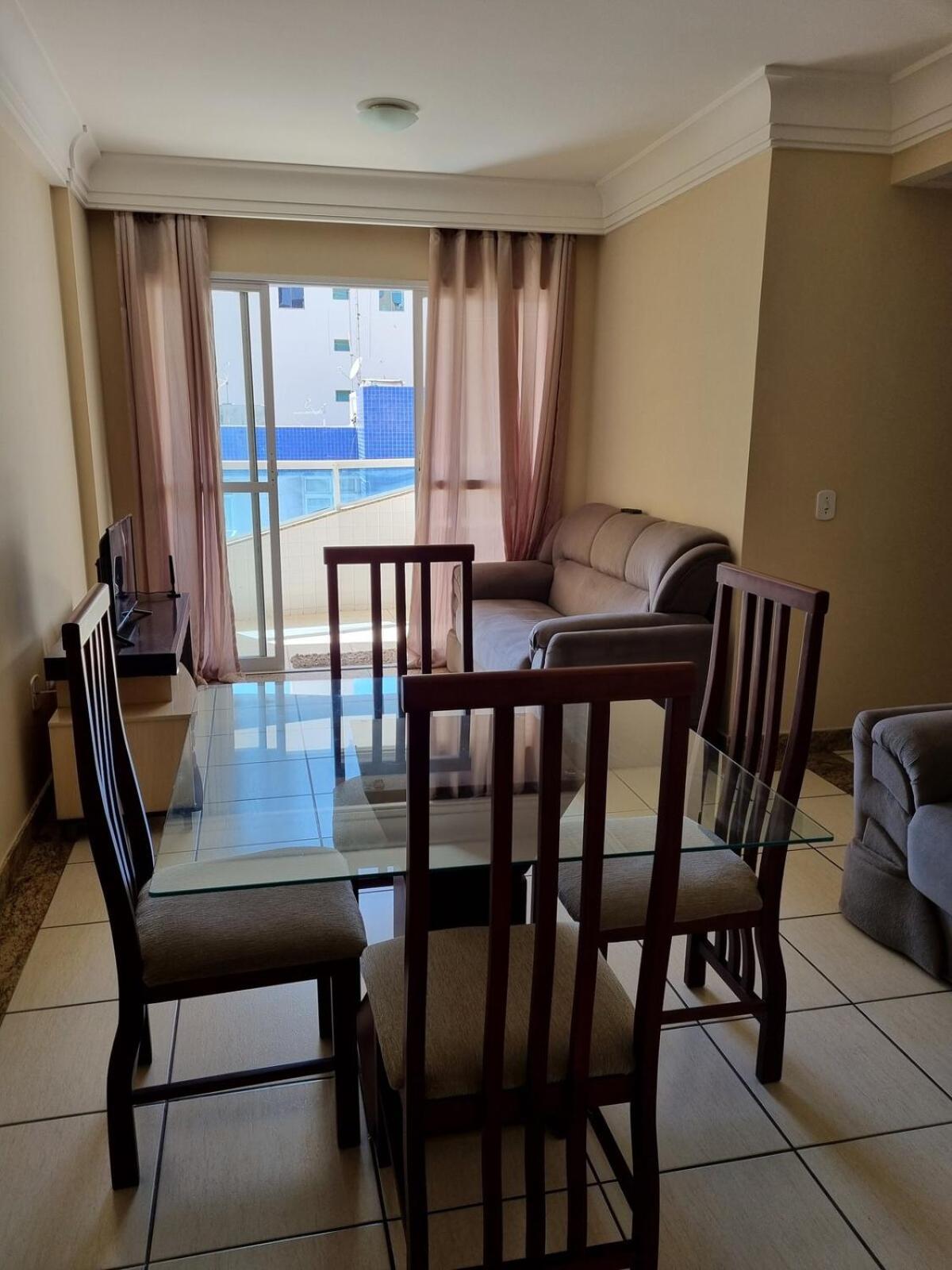 - 3 Quartos, 1 Suite, 1 Vaga Portaria 24hrs *