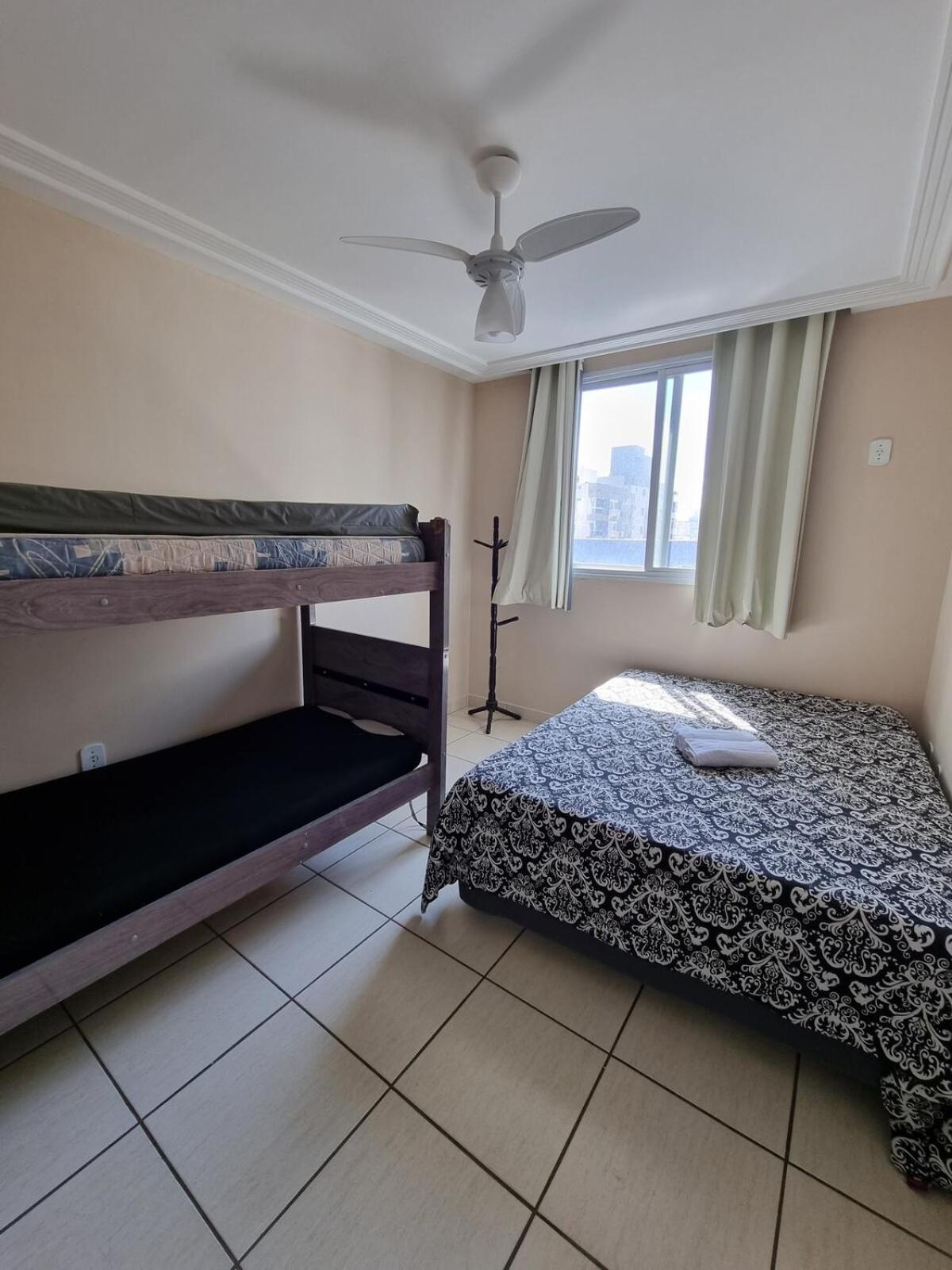 - 3 Quartos, 1 Suite, 1 Vaga Portaria 24hrs *